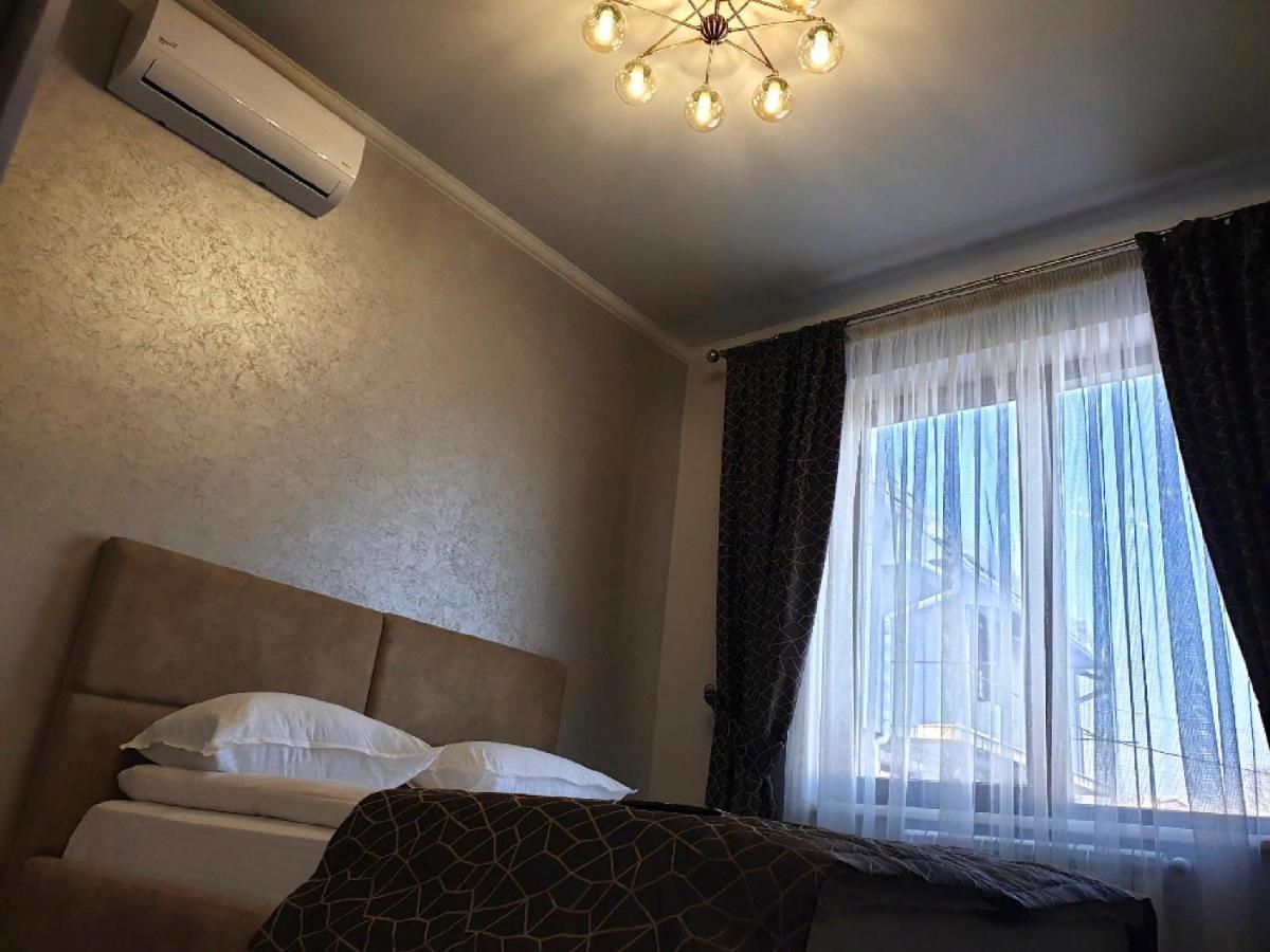 Apartment Sweethome 1 Free Parking Uzjhorod Eksteriør bilde